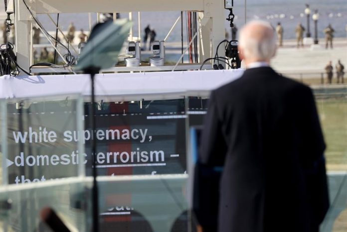 ecfd3bd7970352b4e6c208768aac486b3634dc45w