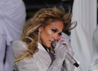 Jennifer López y Maluma aplazan su película «Marry Me» hasta el 2022