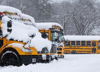 La región noreste empieza a recuperarse del temporal, que deja un fallecido