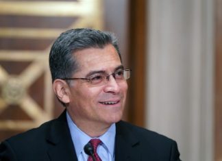 Republicanos buscan su «revancha» para que Becerra no sea secretario de Salud