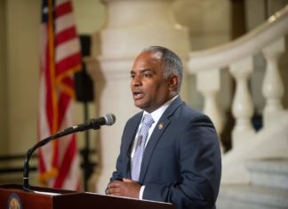 Primer legislador americano-dominicano quiere proteger y ayudar a los habitantes de PA