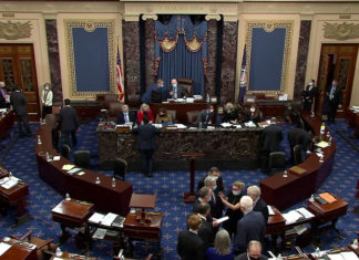 El Senado de EE.UU. rechaza propuesta demócrata de salario de 15 dólares la hora