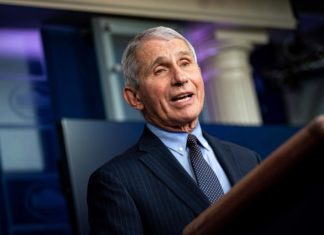 Epidemiólogo jefe de EE.UU.: En abril todas las personas podrán vacunarse