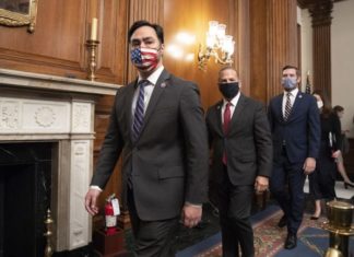 Segundo juicio político para Trump, “incitador en jefe» del asalto al Capitolio