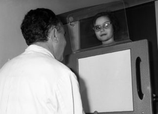 A los niños latinos les hacen menos rayos X en urgencias que a los blancos