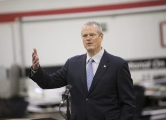 Coalición de Massachusetts pide carnets de conducir para indocumentados