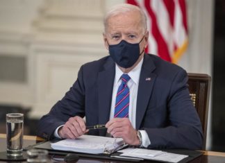 Biden inicia un camino cuesta arriba para ampliar el control de armas
