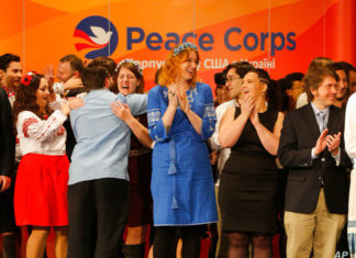 El Cuerpo de Paz de EE.UU. conmemora 60 años de voluntariado mundial