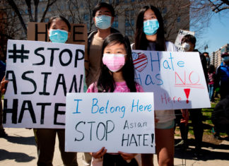 Los asiáticos como “chivo expiatorio” en EE. UU.