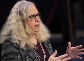 Una médico transgénero hace historia al convertirse en subsecretaria de Salud