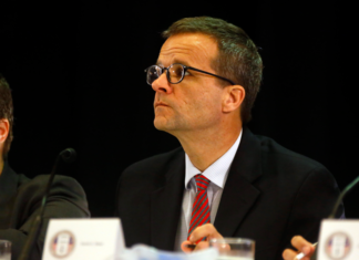 Ente fiscal presenta plan que baja deuda de forma «sustancial»