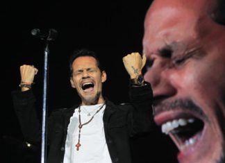 Fundación de Marc Anthony ayuda a entregar 3.500 kits de protección de covid