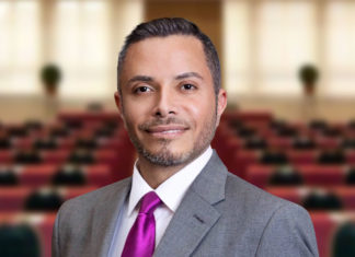 Armando Ezquerra Hasbun, voz de impacto durante la pandemia