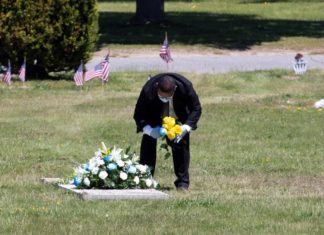 La covid-19 fue la tercera mayor causa de muertes en EE.UU. en 2020