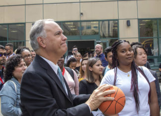 Diáspora exige fondos para el Centro de Estudios Puertorriqueños