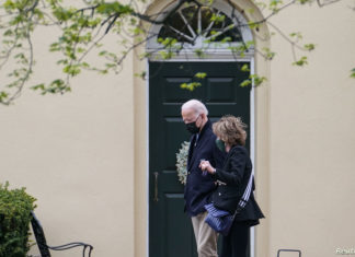 Encuestas: estadounidenses dan a Biden revisión mayormente favorable a los tres meses