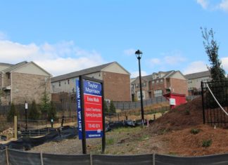 Latinos impulsan crecimiento de propietarios de vivienda por sexto año