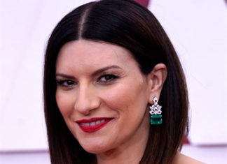 Laura Pausini emociona en la pregala de los Óscar con «Io Sí»