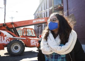 Respondiendo a la gentrificación en su vecindario a través de la poesía
