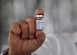 La OMS no ha otorgado «categoría de excelencia» a la vacuna cubana Soberana 2