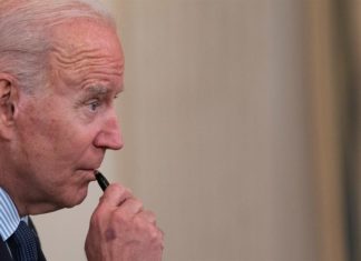 Aplauden a Biden por abandonar la toma de ADN a inmigrantes