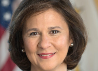 La puertorriqueña Nellie Gorbea aspira a ser gobernadora de Rhode Island