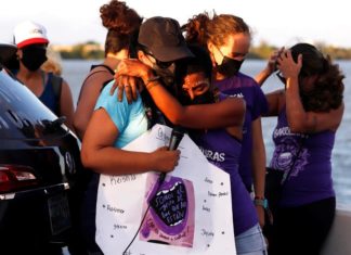 Puerto Rico llora la muerte de dos mujeres a manos de sus exparejas