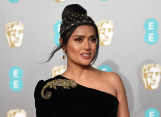 Salma Hayek revela que pensó que moriría al enfermarse gravemente de covid-19