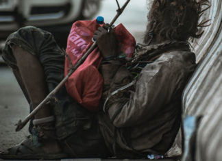 Sin control los ataques a los sin techo