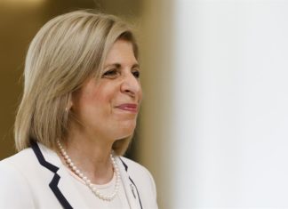 Bruselas identifica cinco posibles terapias contra la COVID-19