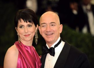 Exmujer de Bezos dona 2.740 millones a causas filantrópicas incluidas latinas