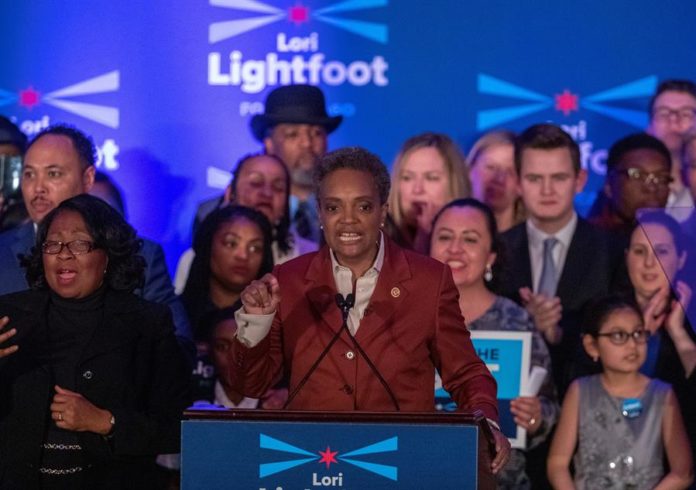 Horrible violencia se cobra la vida de dos jóvenes boricuas en Chicago