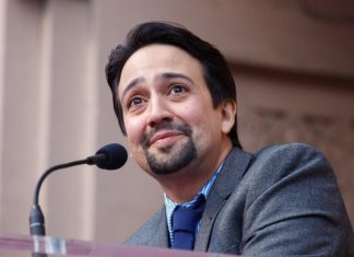 Lin-Manuel Miranda se disculpa por falta de afrolatinos en «In The Heights»