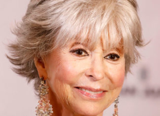 Nombran a la actriz puertorriqueña Rita Moreno hija adoptiva de San Juan