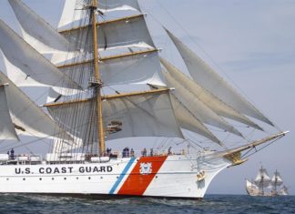 Recuperan cuerpos de niña y adulto latinos de las aguas en Rhode Island