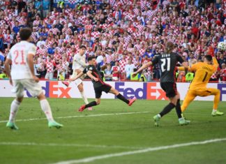 Las búsquedas sobre fútbol superan a las de coronavirus en 2021, según Google