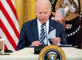 Biden retrasa encuentro con primer ministro israelí por explosiones en Kabul