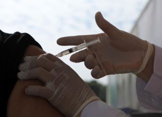 América, atenta a la variante mu mientras se extiende la vacunación de niños