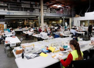 Fracasa la revocatoria contra el gobernador demócrata de California