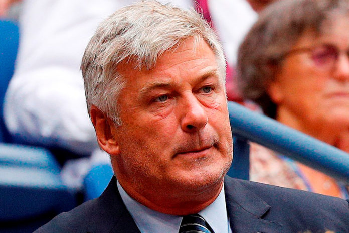 El-asistente-que-entregó-el-arma-a-Baldwin-había-sido-despedido-anteriormente