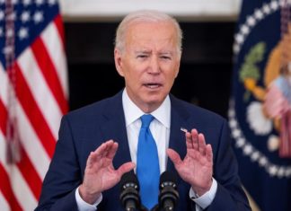Biden prepara a EEUU para ola de ómicron: 500 millones de test y más personal