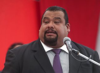 Detienen a un exlíder político mexicano acusado de trata de personas