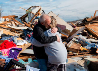 EN FOTOS: Así se ven los estados impactados por cuatro devastadores tornados en EE. UU.