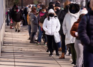 Los contagios por COVID-19 se aceleran en EE.UU y suben un 66% en una semana