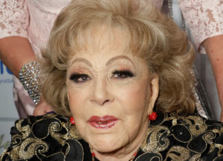 Hospitalizan a la actriz mexicana Silvia Pinal por covid-19