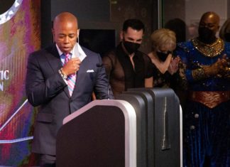 Alcalde de Nueva York pide ayuda a Washington para parar el tráfico de armas