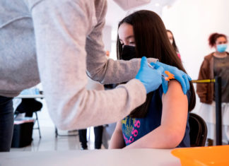 Costo beneficio, recomiendan no volver a la educación virtual