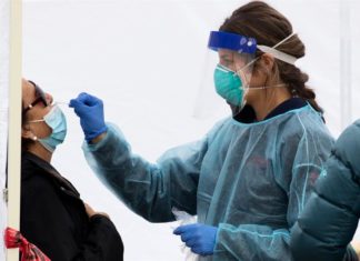 EE.UU. superó el lunes el millón de nuevos casos de covid-19