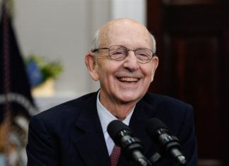 El juez progresista Breyer del Supremo de EEUU hace oficial su jubilación