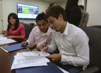 Indocumentados en Virginia pueden solicitar ya su licencia de manejo de autos